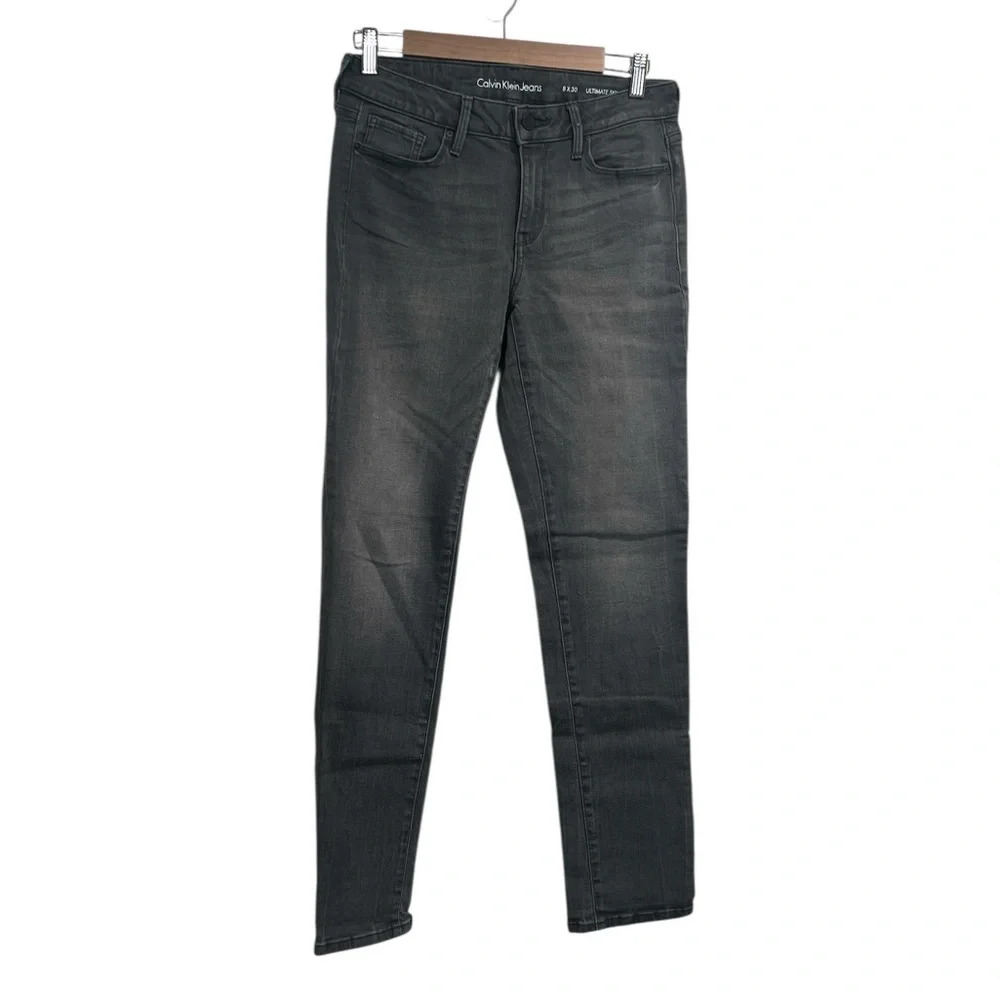 Calvin Klein Women's Dark Gray Skinny Jeans